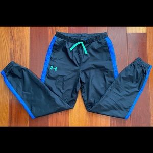Youth XL Under Armour “wind breaker” jogging, lounge pants